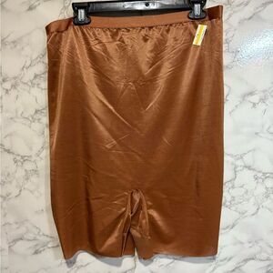 NEW SKIMS Sleek Bronze Barely There Shorts Size 4X